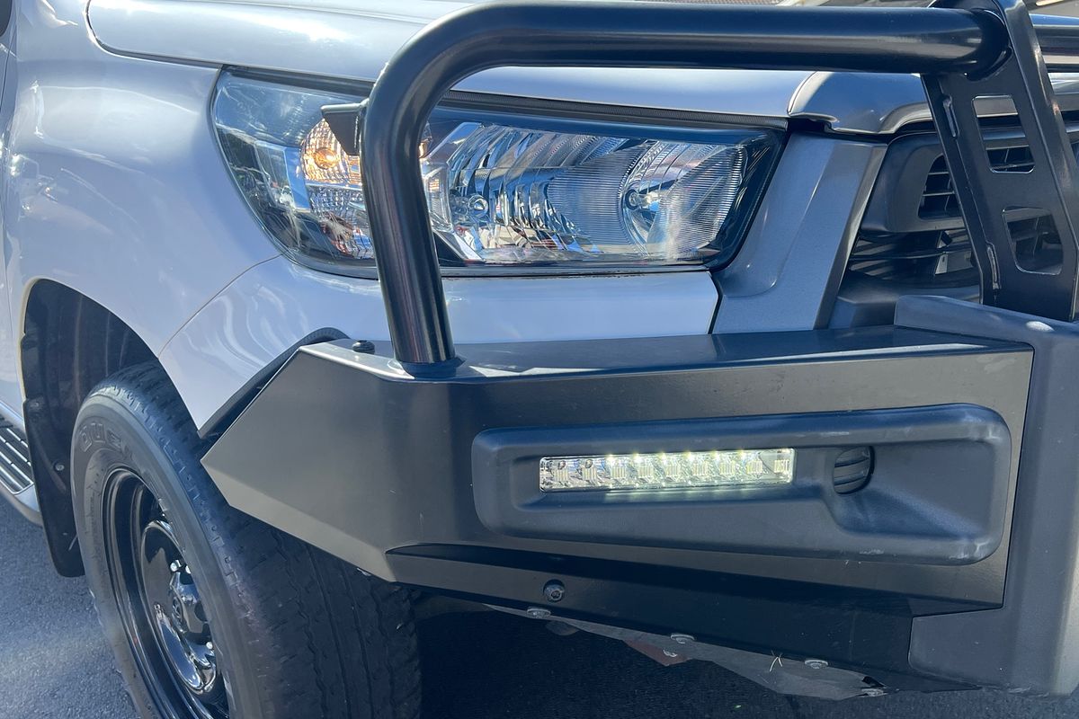 2021 Toyota Hilux SR GUN126R