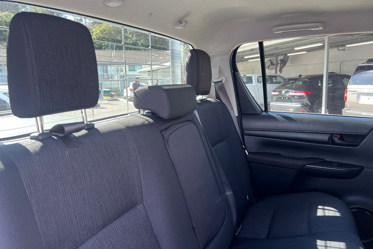 2021 Toyota Hilux SR GUN126R