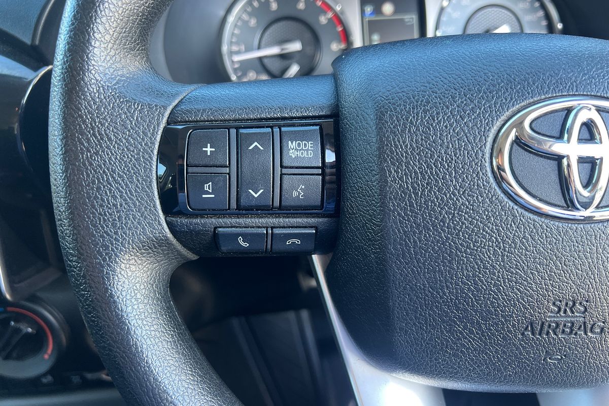 2021 Toyota Hilux SR GUN126R