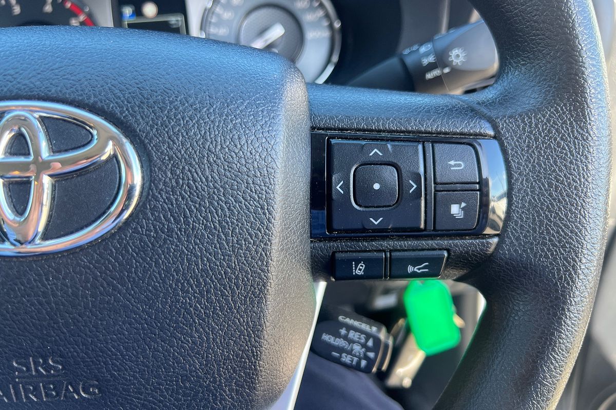 2021 Toyota Hilux SR GUN126R