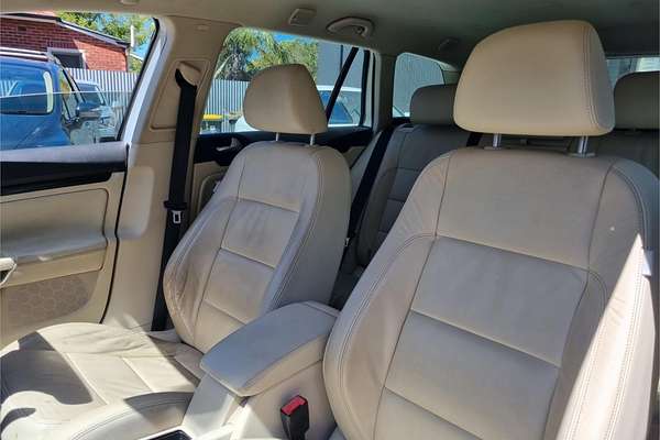 2010 Volkswagen Golf 103TDI Comfortline VI