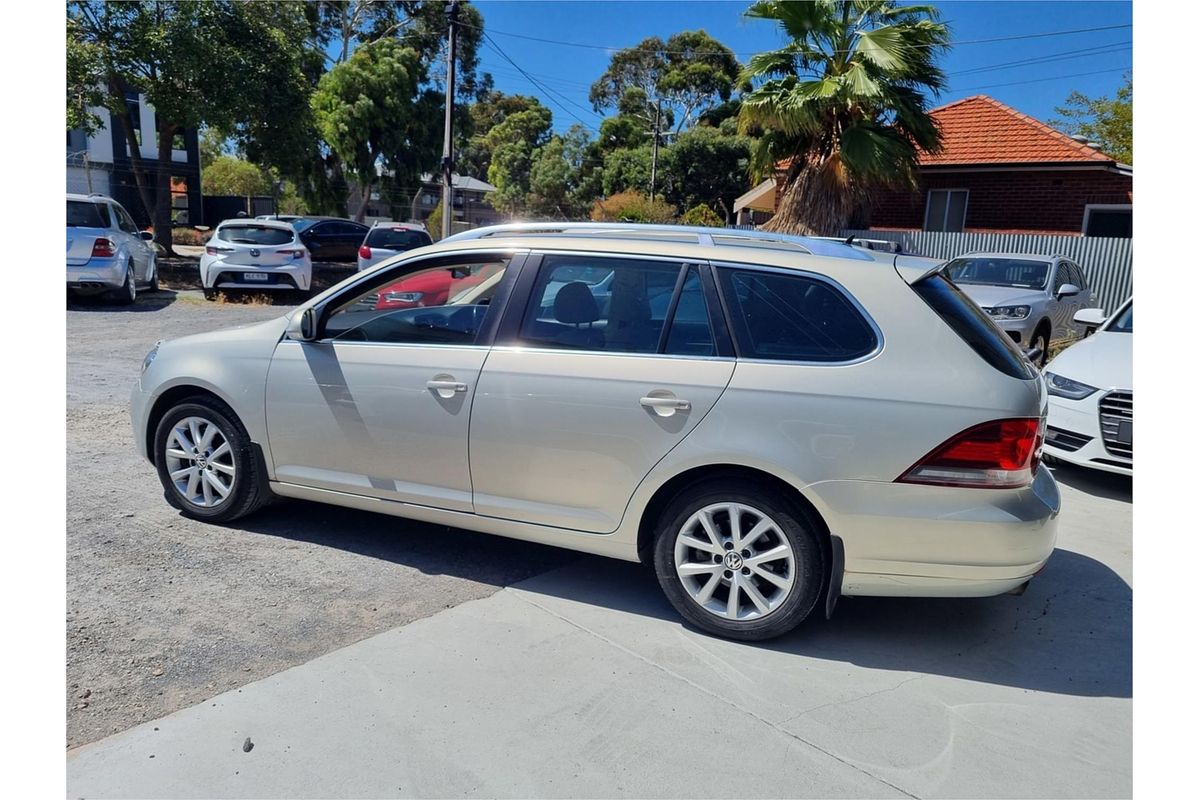 2010 Volkswagen Golf 103TDI Comfortline VI