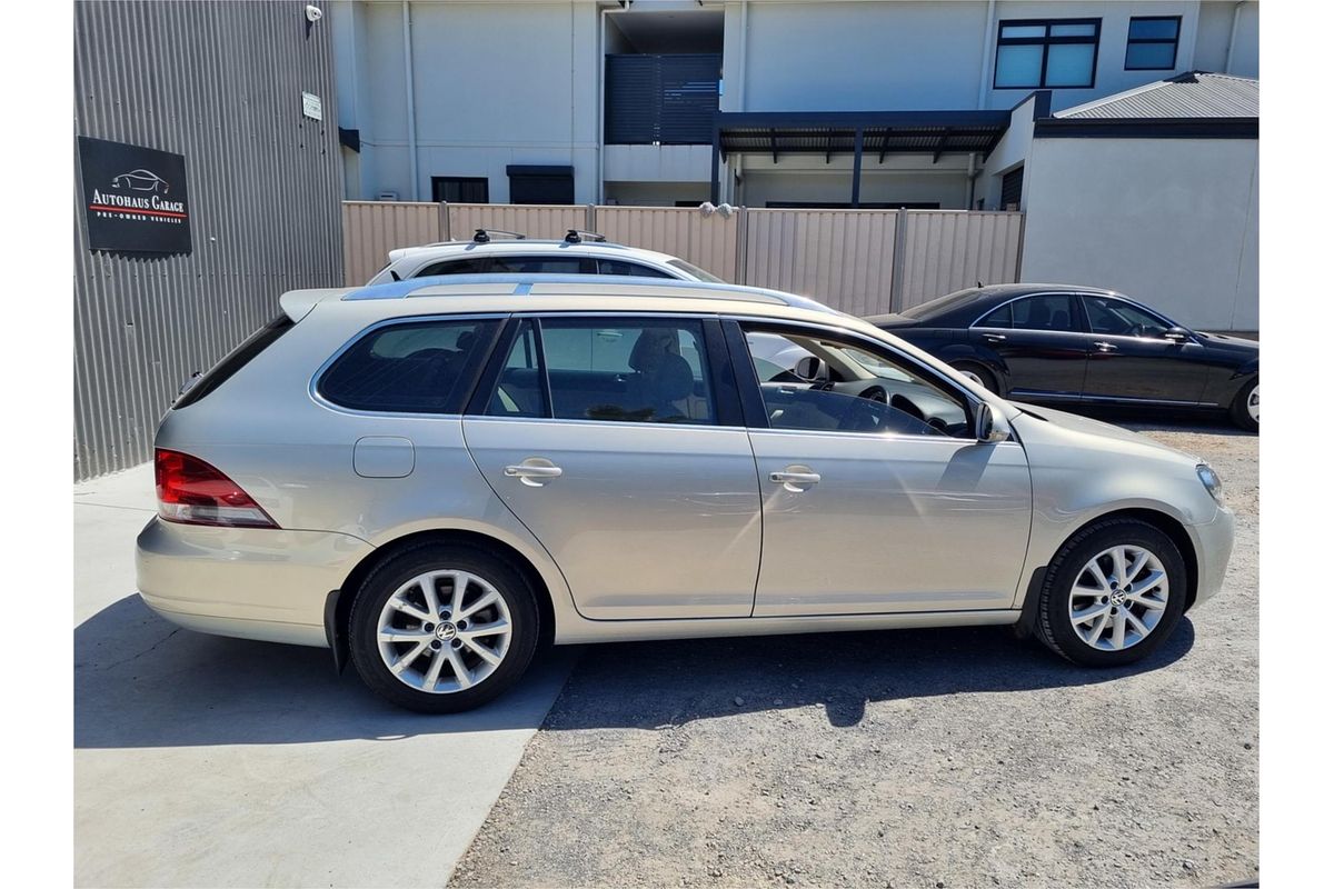 2010 Volkswagen Golf 103TDI Comfortline VI