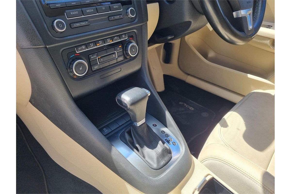2010 Volkswagen Golf 103TDI Comfortline VI