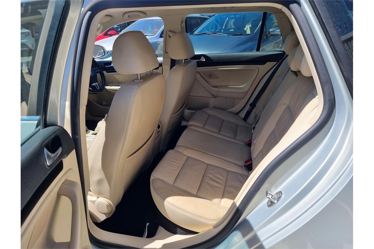 2010 Volkswagen Golf 103TDI Comfortline VI