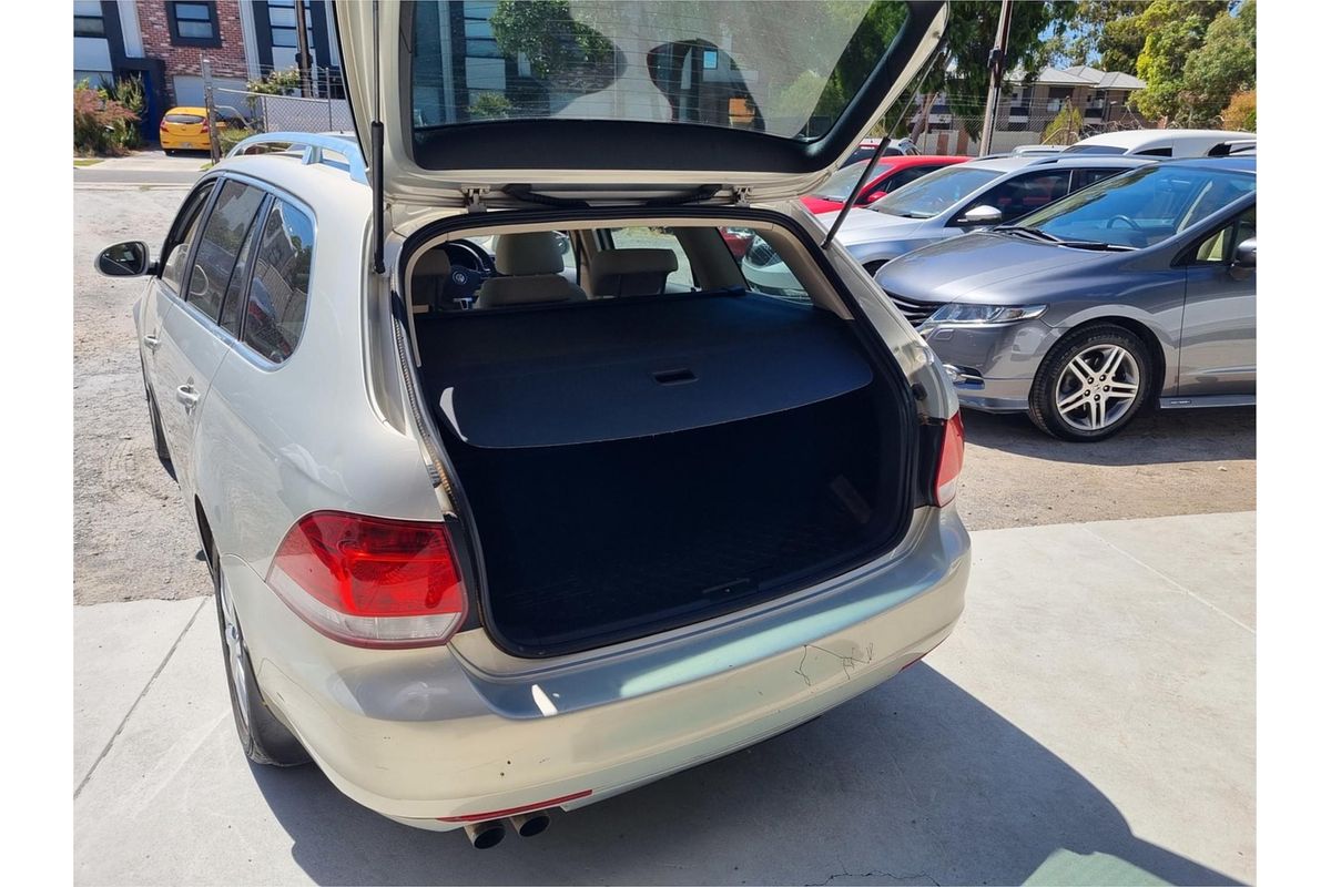 2010 Volkswagen Golf 103TDI Comfortline VI