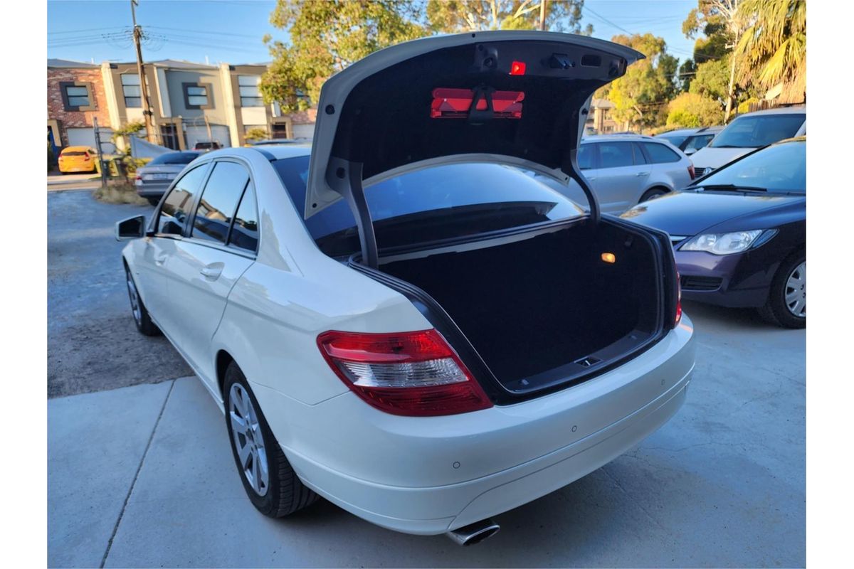 2009 Mercedes-Benz C-Class C220 CDI Classic W204