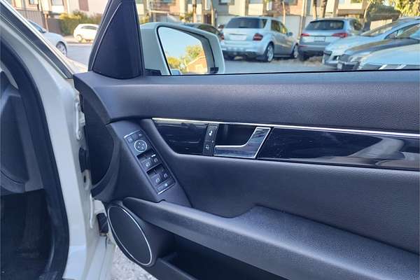2009 Mercedes-Benz C-Class C220 CDI Classic W204