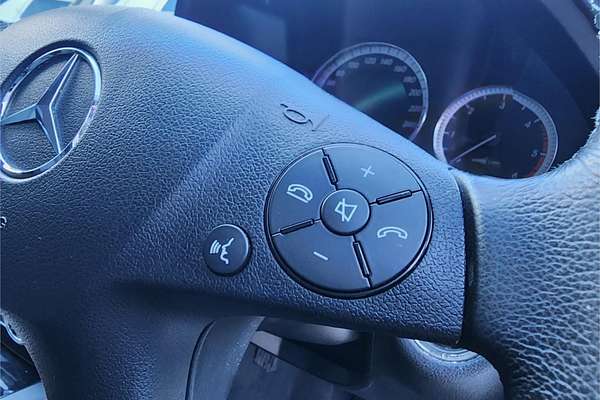 2009 Mercedes-Benz 220 CDI CLASSIC W204