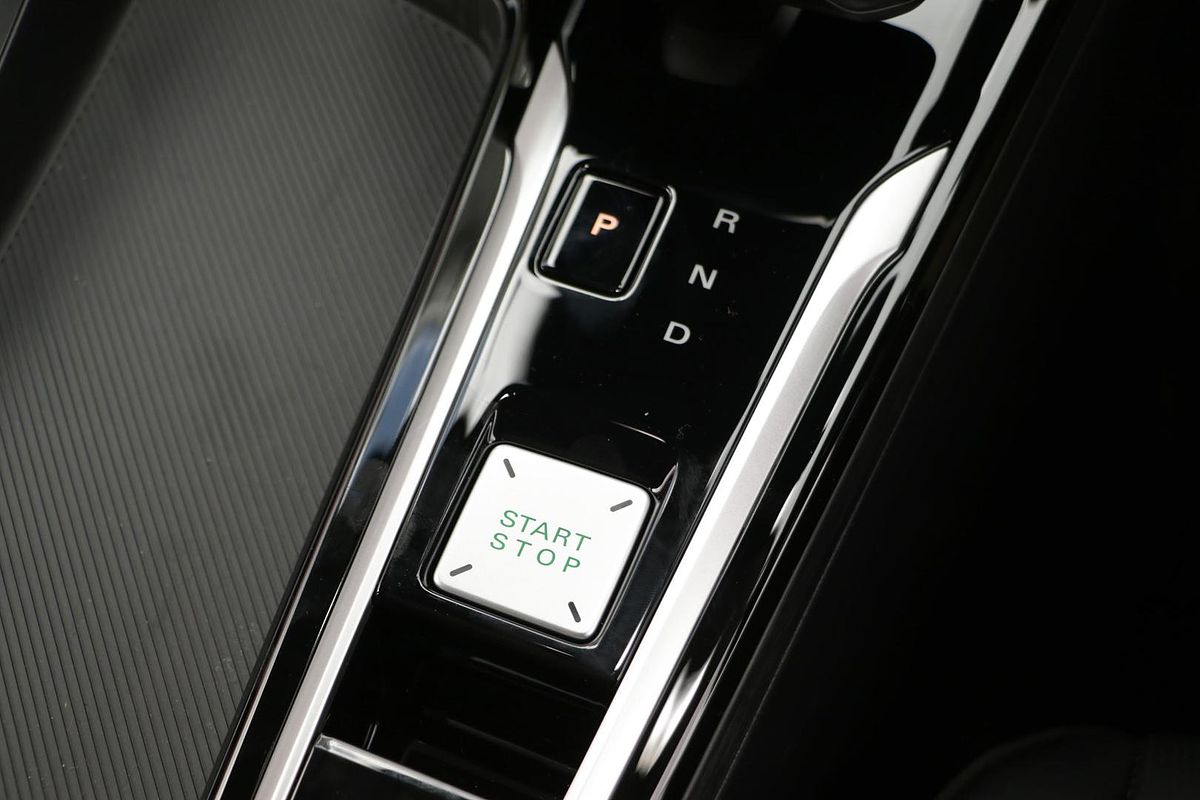 2025 MG ZS Essence Hybrid+ ZS32