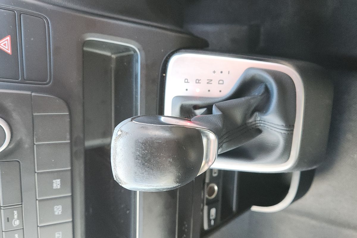 2022 Hyundai STARIA US4.V1