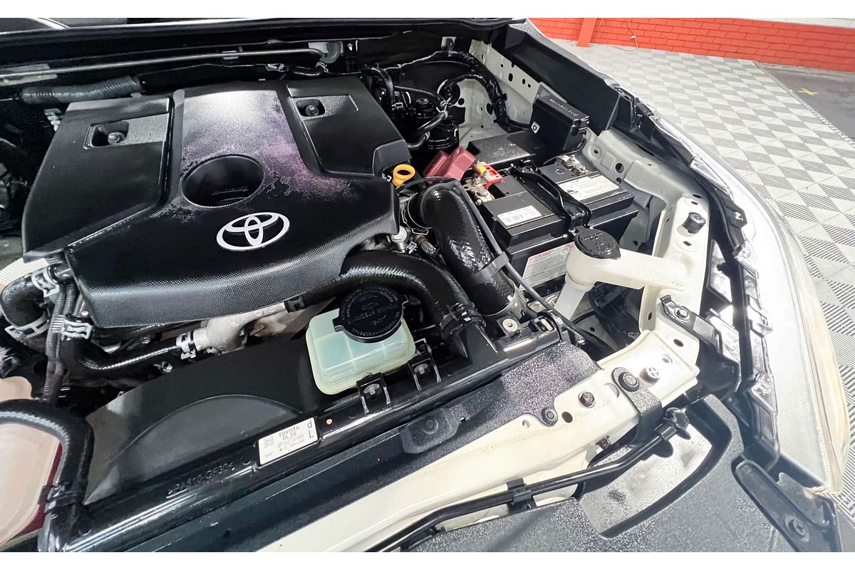 2021 Toyota Hilux SR GUN126R 4X4