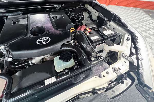 2021 Toyota Hilux SR GUN126R 4X4