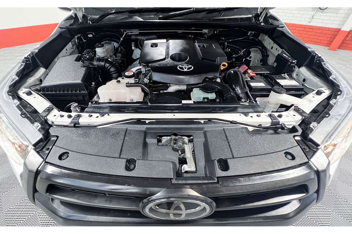 2021 Toyota Hilux SR GUN126R 4X4