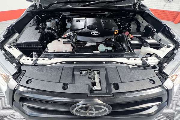 2021 Toyota Hilux SR GUN126R 4X4