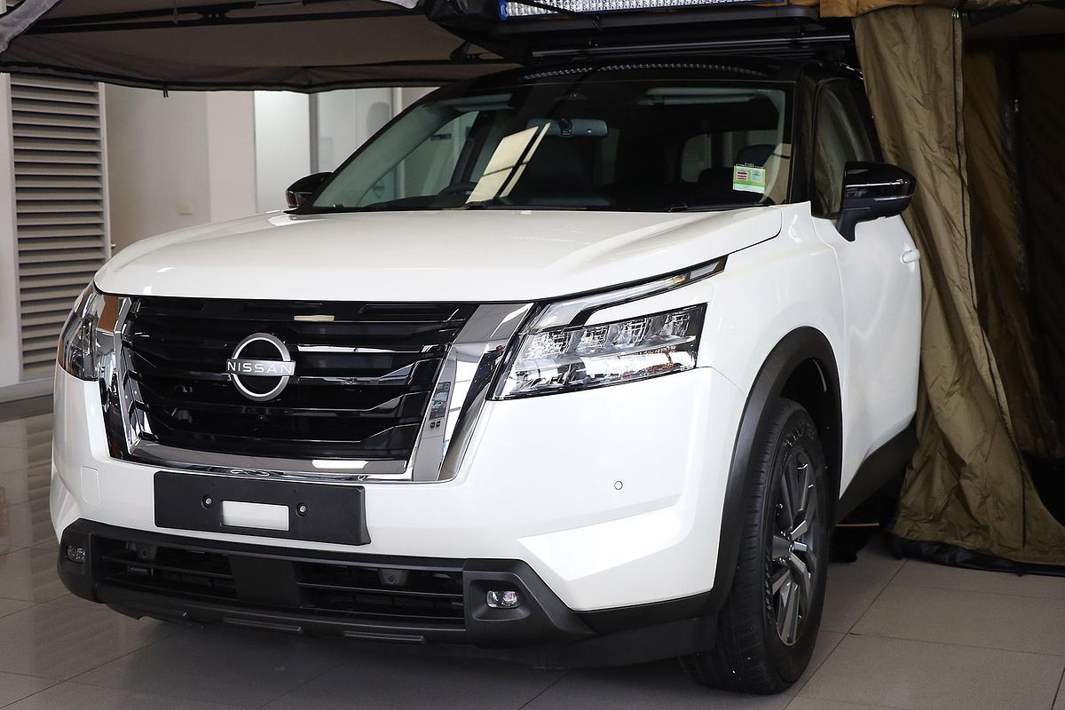 2024 Nissan Pathfinder Ti R53