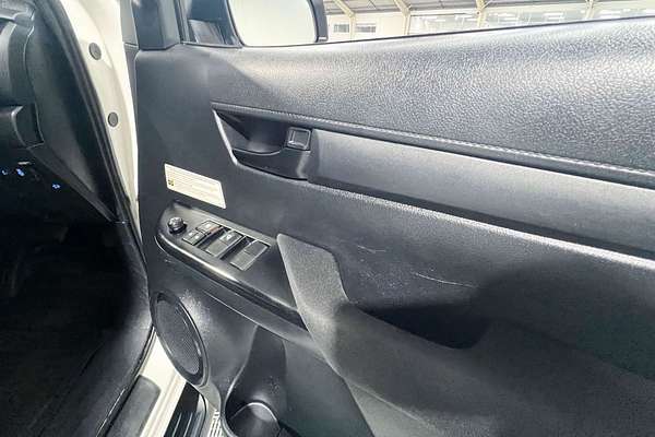 2021 Toyota Hilux SR GUN126R 4X4
