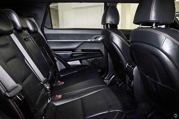 2024 KGM SsangYong Torres Adventure J116