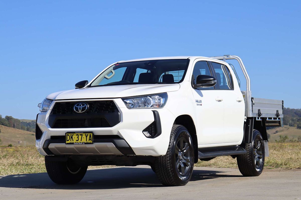 2024 Toyota Hilux SR GUN126R
