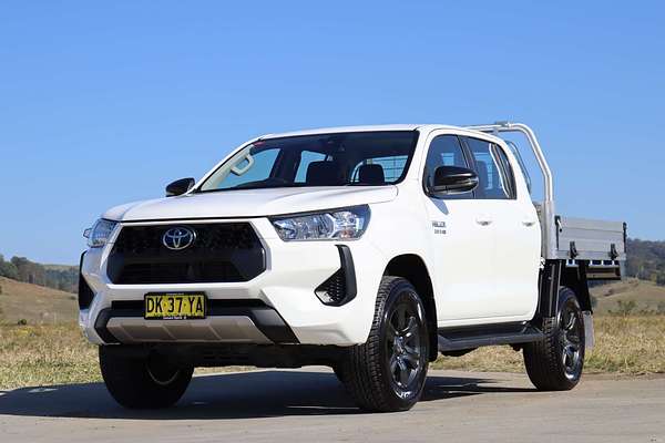 2024 Toyota Hilux SR GUN126R