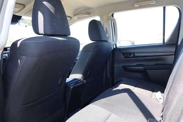 2024 Toyota Hilux SR GUN126R