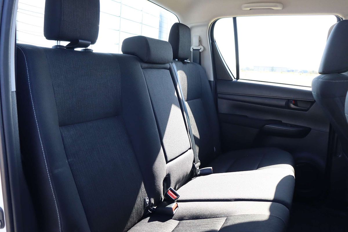2024 Toyota Hilux SR GUN126R