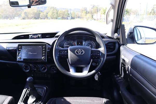 2024 Toyota Hilux SR GUN126R