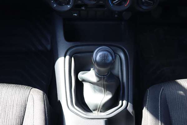 2024 Toyota Hilux SR GUN126R
