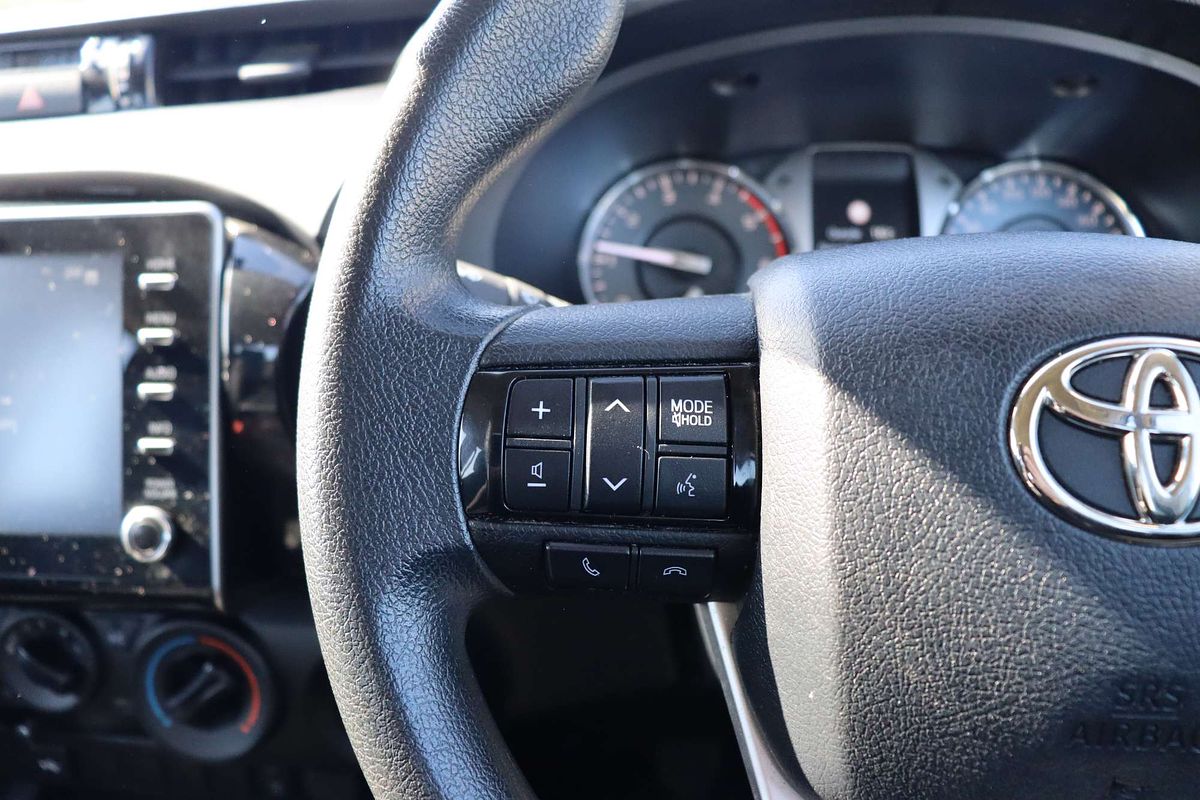 2024 Toyota Hilux SR GUN126R