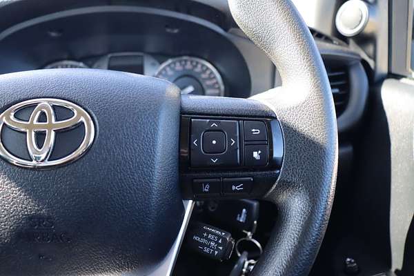 2024 Toyota Hilux SR GUN126R
