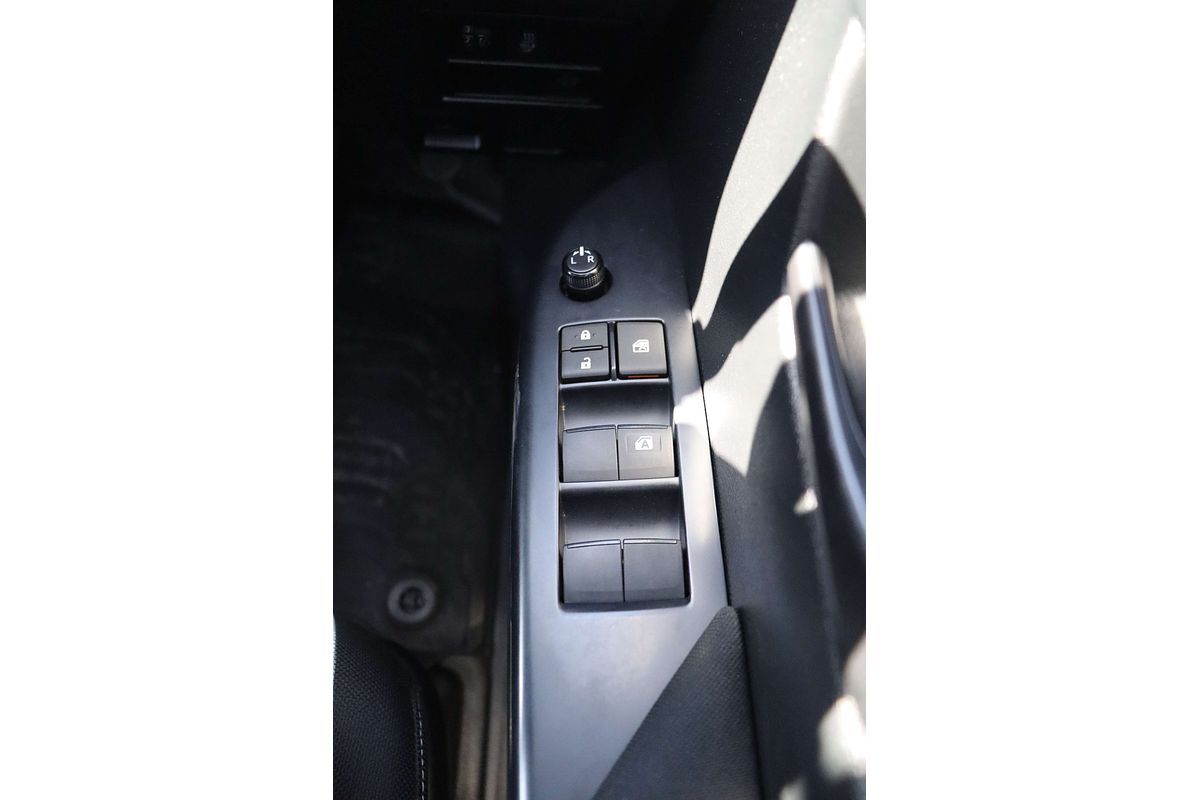 2024 Toyota Hilux SR GUN126R