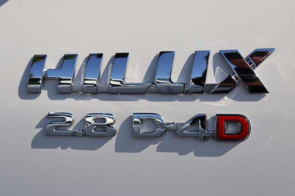2024 Toyota Hilux SR GUN126R