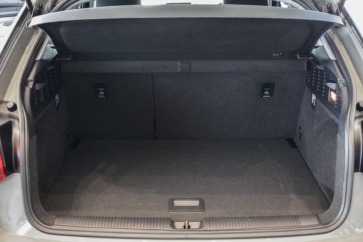 2017 Audi Q2 design GA