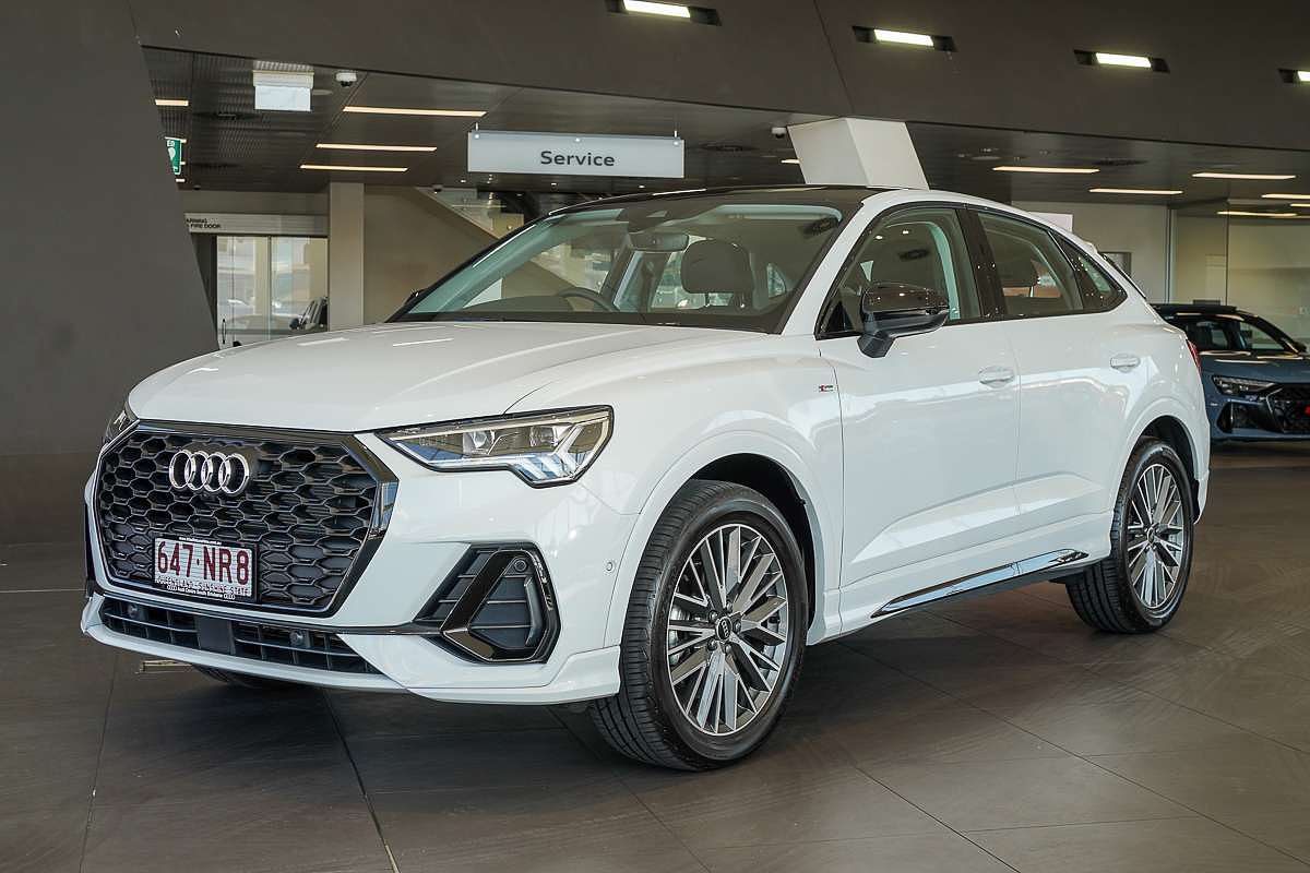 2023 Audi Q3 35 TFSI S line F3