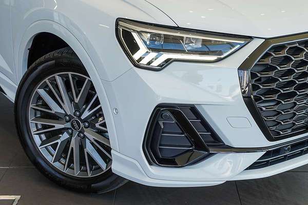2023 Audi Q3 35 TFSI S line F3