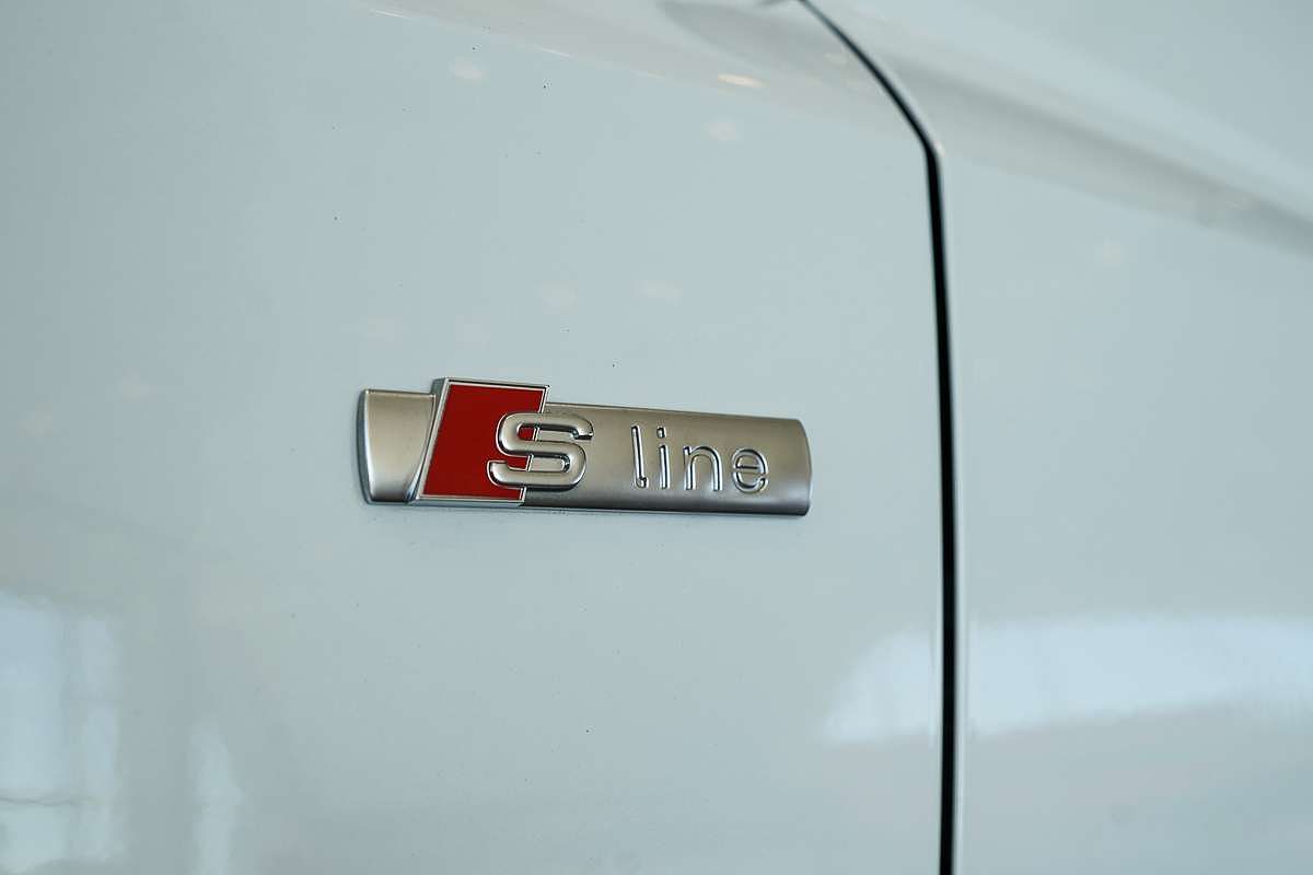 2023 Audi Q3 35 TFSI S line F3