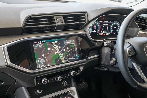 2023 Audi Q3 35 TFSI S line F3