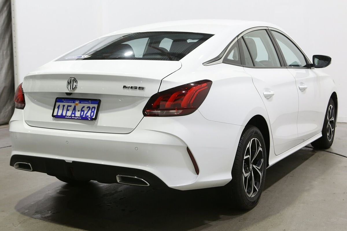 2024 MG MG5 Vibe