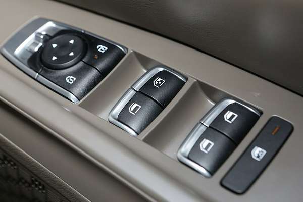2024 Kia Carnival S KA4