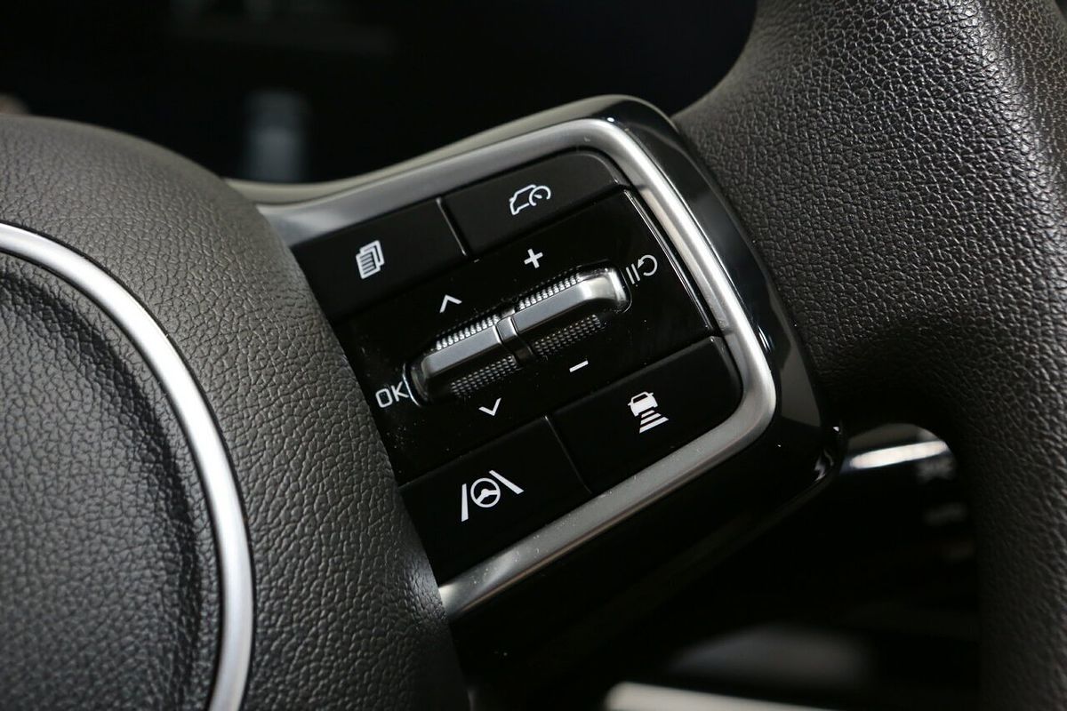 2024 Kia Carnival S KA4