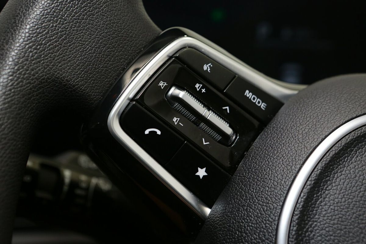 2024 Kia Carnival S KA4