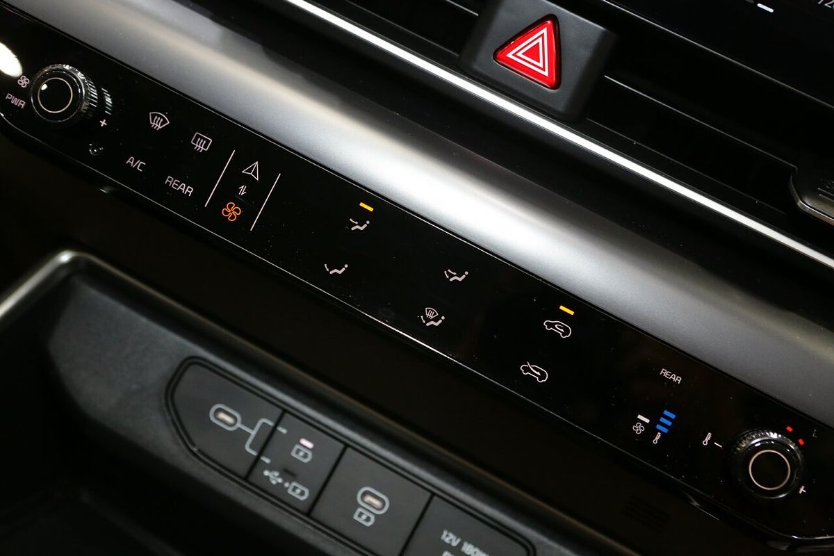 2024 Kia Carnival S KA4