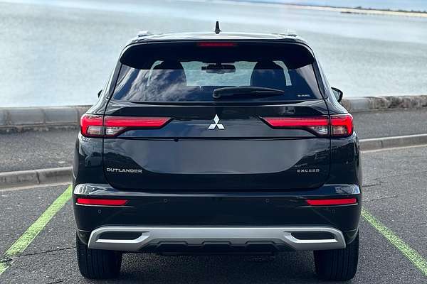 2022 Mitsubishi Outlander Exceed ZM