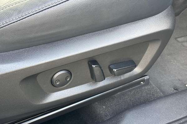 2022 Mitsubishi Outlander Exceed ZM