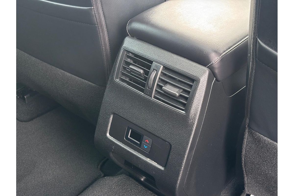 2022 Mitsubishi Outlander Exceed ZM
