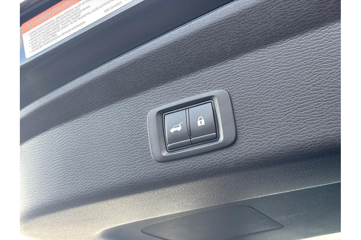 2022 Mitsubishi Outlander Exceed ZM