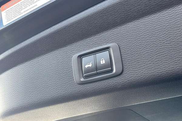 2022 Mitsubishi Outlander Exceed ZM