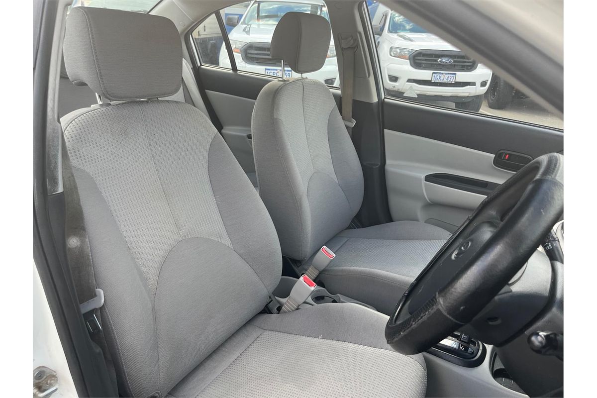 2009 Hyundai Accent S MC