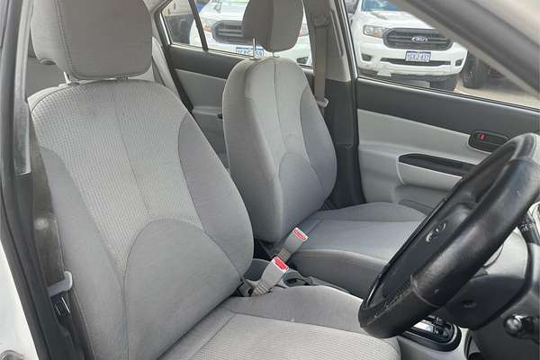 2009 Hyundai Accent S MC