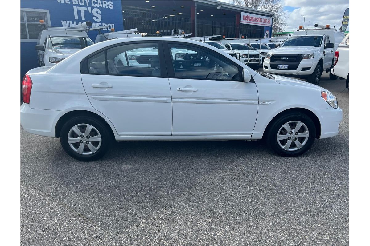 2009 Hyundai Accent S MC